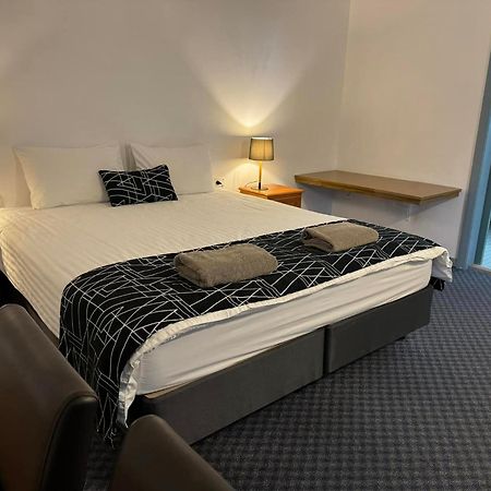 Castle Motel Bairnsdale Εξωτερικό φωτογραφία