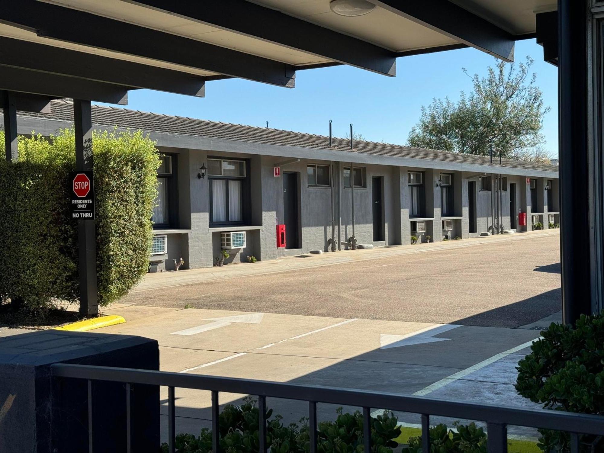 Castle Motel Bairnsdale Εξωτερικό φωτογραφία