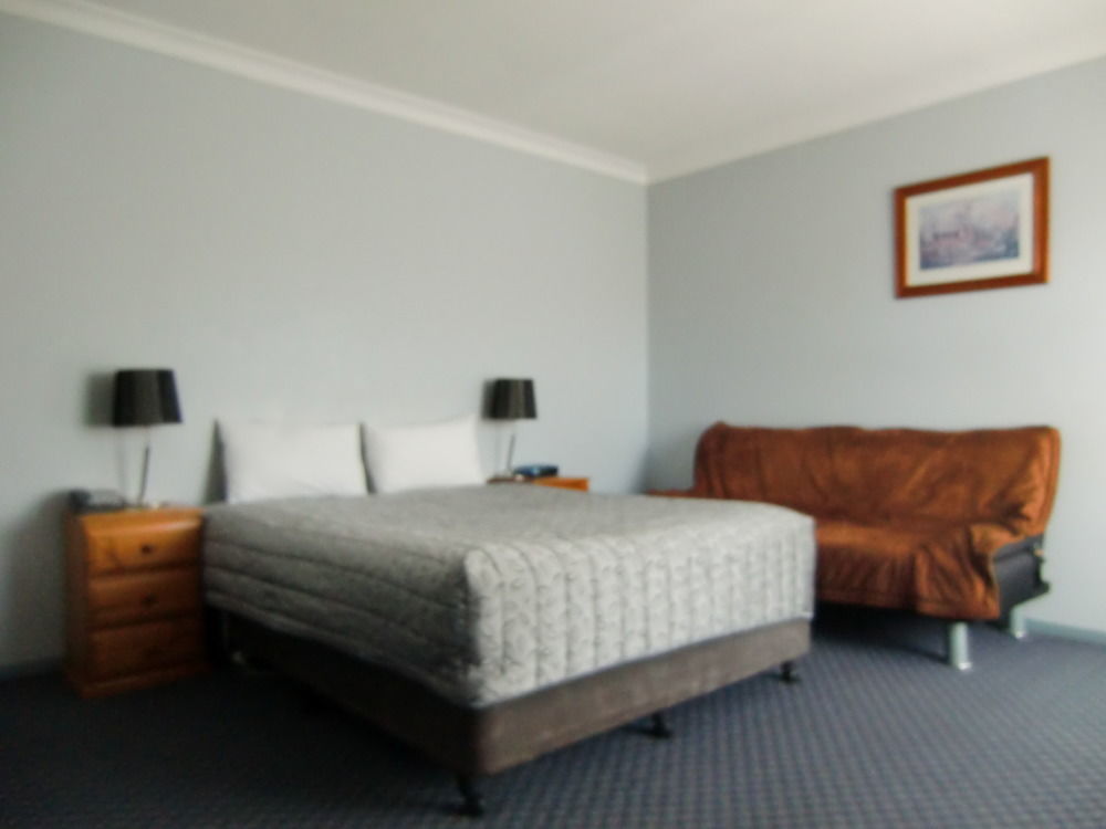 Castle Motel Bairnsdale Εξωτερικό φωτογραφία